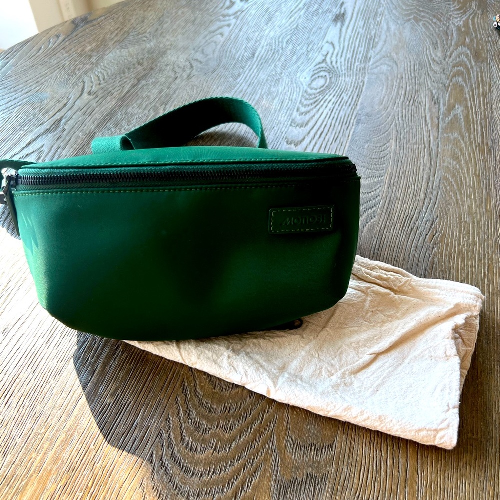 Monos Metro Sling Bag